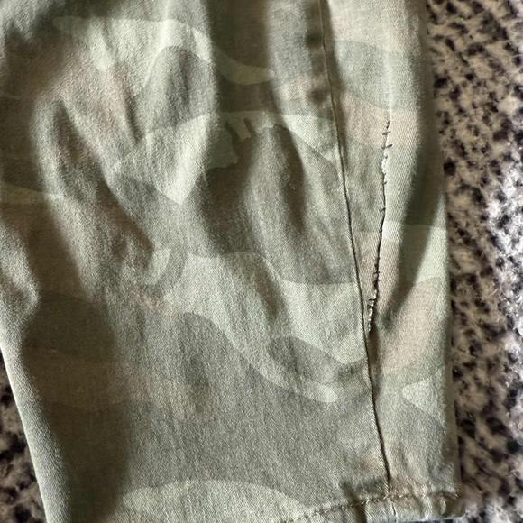 Women's Rock & Republic Camo Pants Size 24W Green - Picture 9 of 11